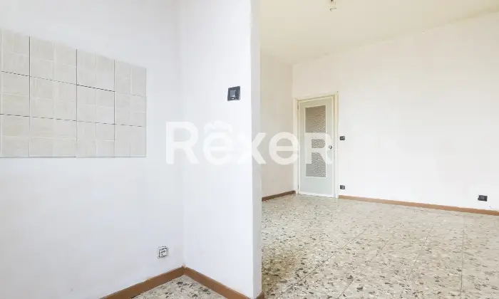 Rexer-Settimo-Torinese-Trilocale-con-box-auto-singolo-Altro