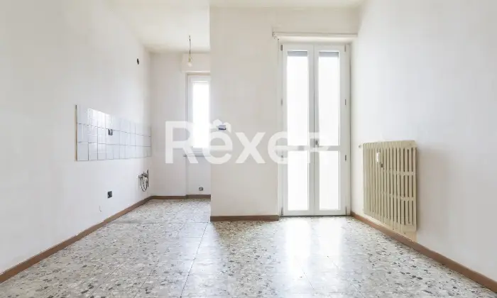 Rexer-Settimo-Torinese-Trilocale-con-box-auto-singolo-Altro