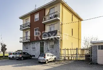 Rexer-Settimo-Torinese-Bilocale-a-reddito-con-box-auto-singolo-Altro