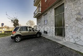 Rexer-Settimo-Torinese-Bilocale-a-reddito-con-box-auto-singolo-Altro