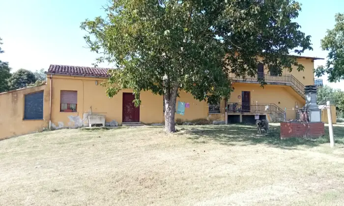 Rexer-Acqualagna-Rustico-in-montagna-Giardino