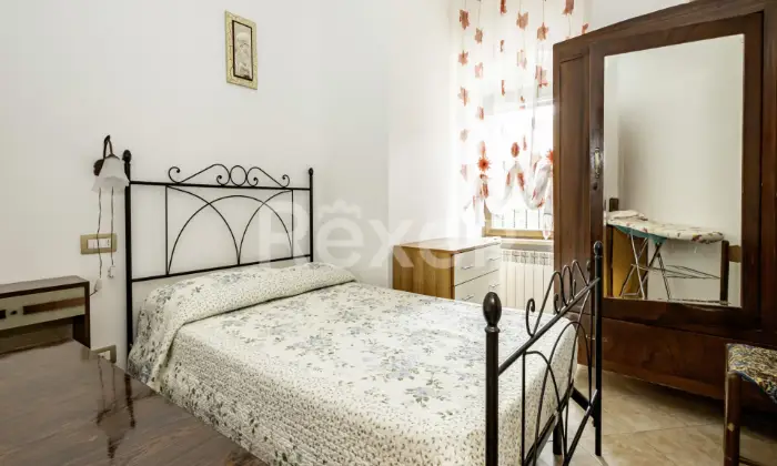 Rexer-Assisi-Casolare-con-Terreno-e-Uliveto-Altro