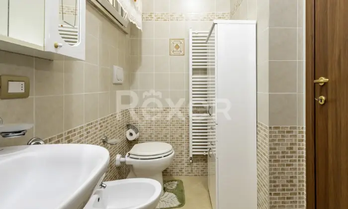 Rexer-Assisi-Casolare-con-Terreno-e-Uliveto-Altro