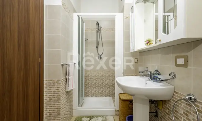 Rexer-Assisi-Casolare-con-Terreno-e-Uliveto-Altro