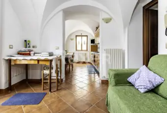Rexer-Assisi-Casolare-con-Terreno-e-Uliveto-Altro
