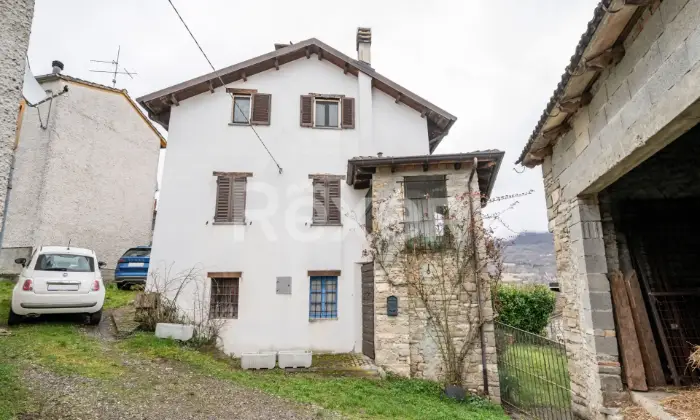Rexer-FARINI-Villa-Indipendente-su-Tre-Livelli-con-Vista-Panoramica-Altro