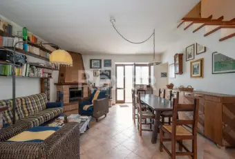 Rexer-FARINI-Villa-Indipendente-su-Tre-Livelli-con-Vista-Panoramica-Altro
