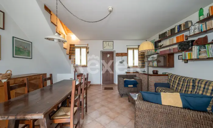 Rexer-FARINI-Villa-Indipendente-su-Tre-Livelli-con-Vista-Panoramica-Altro