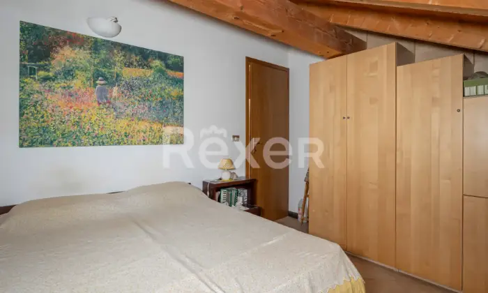 Rexer-FARINI-Villa-Indipendente-su-Tre-Livelli-con-Vista-Panoramica-Altro