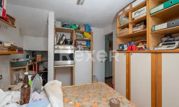 Rexer-FARINI-Villa-Indipendente-su-Tre-Livelli-con-Vista-Panoramica-Altro