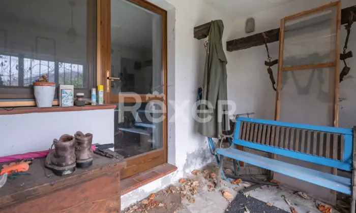 Rexer-FARINI-Villa-Indipendente-su-Tre-Livelli-con-Vista-Panoramica-Altro