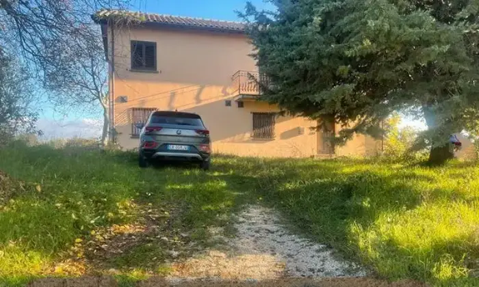 Rexer-Gualdo-Tadino-Vendesi-villa-e-terreno-a-Gualdo-Tadino-PG-Altro