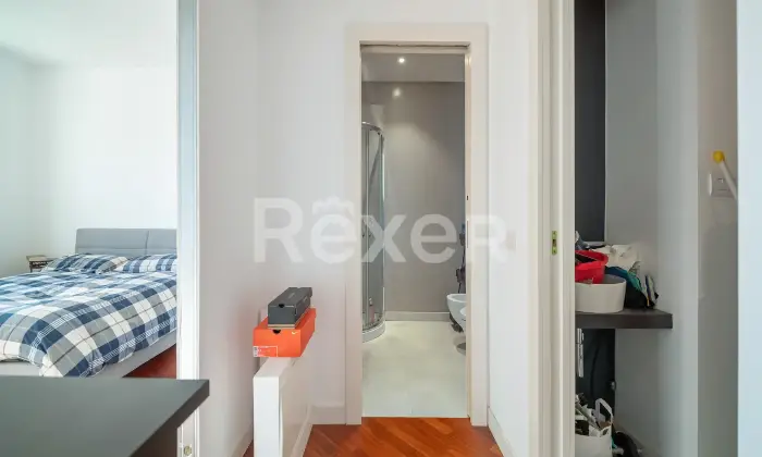 Rexer-Cagliari-Luminoso-trilocale-con-doppi-balconi-in-stabile-ristrutturato-Altro
