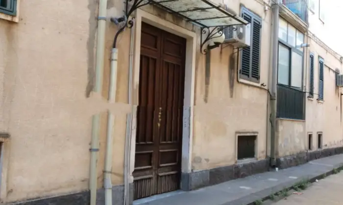 Rexer-Catania-Vendesi-Appartamento-Zona-Picanello-a-Catania-Altro
