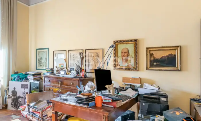 Rexer-Carrara-Appartamento-signorile-in-stabile-depoca-dei-primi-del-Altro