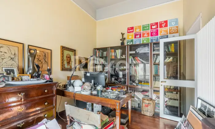 Rexer-Carrara-Appartamento-signorile-in-stabile-depoca-dei-primi-del-Altro