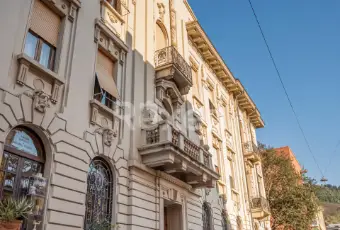 Rexer-Carrara-Appartamento-signorile-in-stabile-depoca-dei-primi-del-Altro