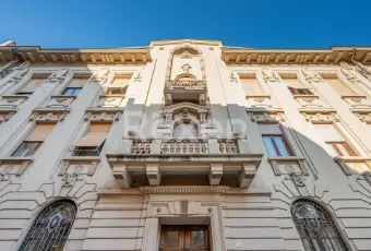 Rexer-Carrara-Appartamento-signorile-in-stabile-depoca-dei-primi-del-Altro