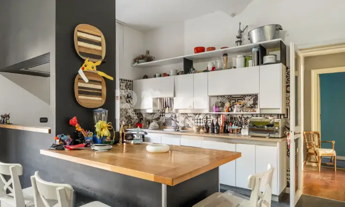 Rexer-Carrara-Appartamento-signorile-in-stabile-depoca-dei-primi-del-Altro