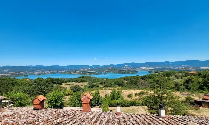 Rexer-Barberino-di-Mugello-Vendesi-Porzione-di-Colonica-vista-Lago-Altro