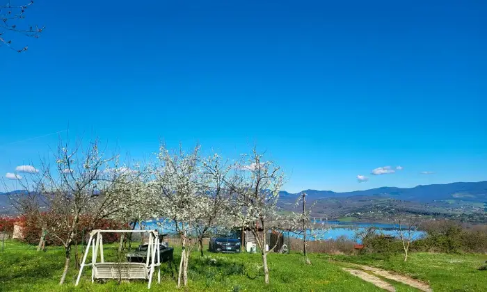 Rexer-Barberino-di-Mugello-Vendesi-Porzione-di-Colonica-vista-Lago-Altro