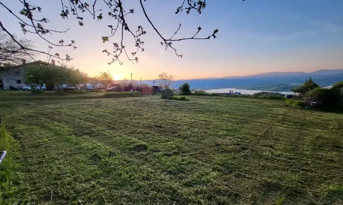 Rexer-Barberino-di-Mugello-Vendesi-Porzione-di-Colonica-vista-Lago-Altro
