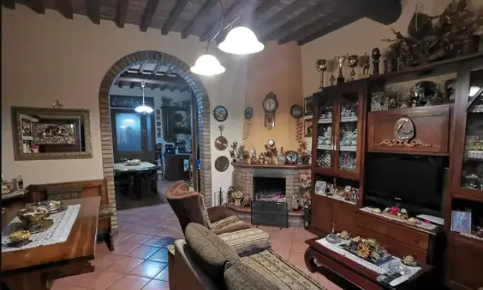 Rexer-Terricciola-Vendesi-Terratetto-su-liveli-a-Terricciola-PI-Altro