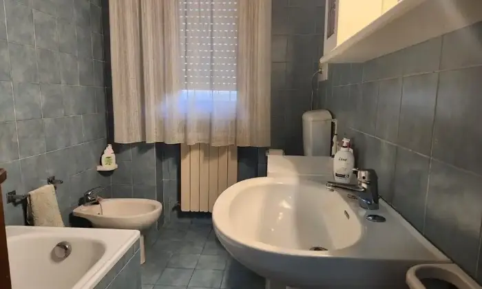 Rexer-Arezzo-Appartamento-in-Localit-Rigutino-Nord-Arezzo-Bagno