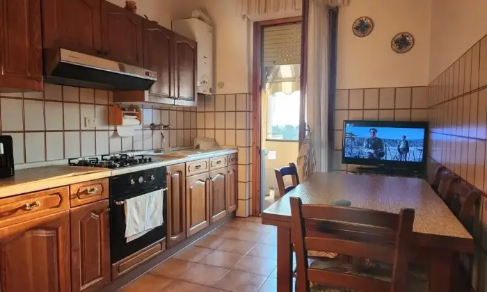 Rexer-Arezzo-Appartamento-in-Localit-Rigutino-Nord-Arezzo-Cucina