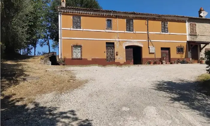 Rexer-Vergineto-Vendesi-casa-di-campagna-a-Terre-Roveresche-Altro