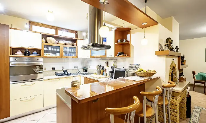 Rexer-MATERA-Casa-Indipendente-con-giardino-privato-Altro