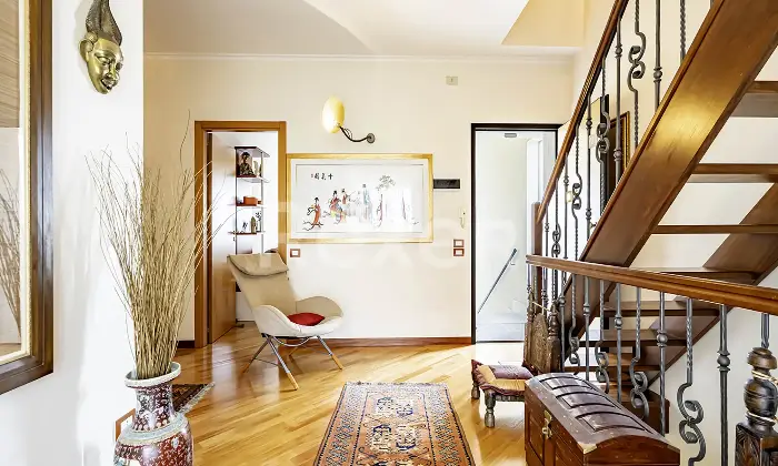 Rexer-MATERA-Casa-Indipendente-con-giardino-privato-Altro