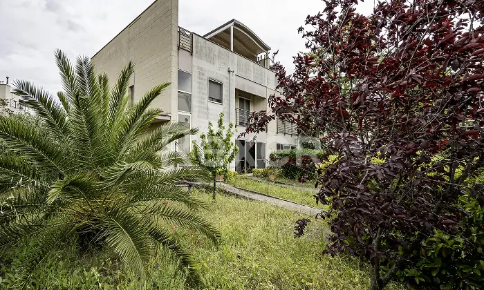 Rexer-MATERA-Casa-Indipendente-con-giardino-privato-Altro