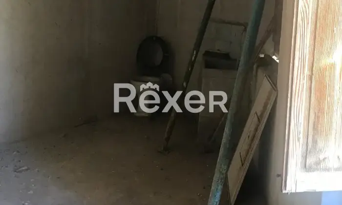 Rexer-Trabia-Vendesi-casa-da-ristrutturare-a-Trabia-PA-Altro