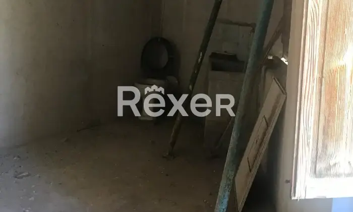 Rexer-Trabia-Vendesi-casa-da-ristrutturare-a-Trabia-PA-Altro