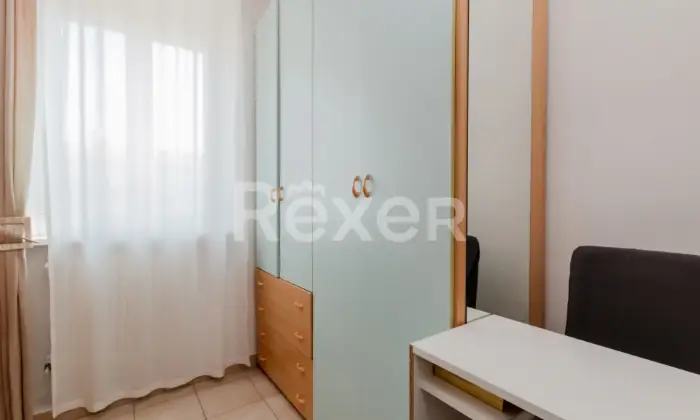 Rexer-Arcore-Arcore-Quadrilocale-piano-alto-con-box-e-cantina-Altro