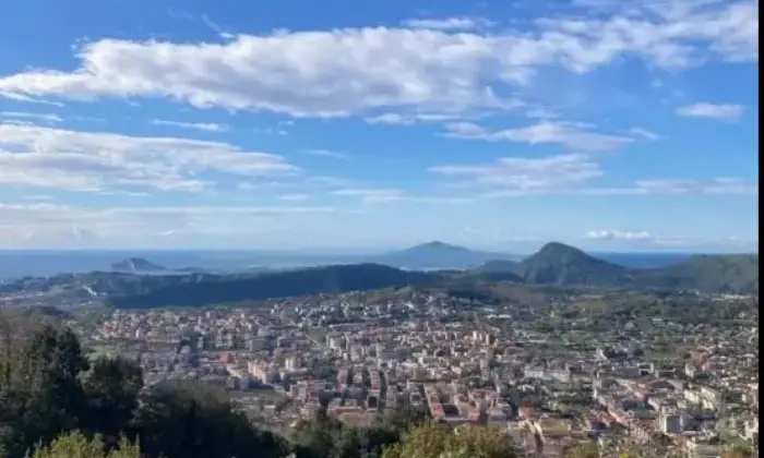 Rexer-Napoli-Vendesi-Porzione-di-Villa-Bifamiliare-a-Napoli-Altro