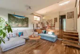 Rexer-Roma-Casa-indipendente-immersa-nel-verde-Altro