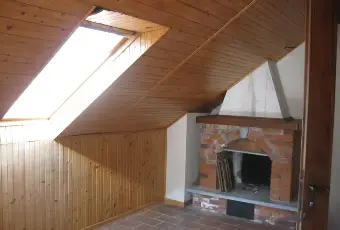 Rexer-Germagno-Vendesi-porzione-di-casa-indipendente-a-Germagno-VB-Mansarda