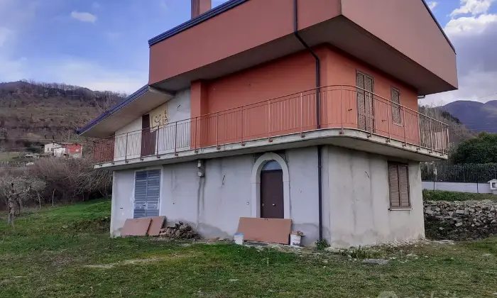 Rexer-Bagnoli-Irpino-AV-Casa-indipendente-in-vendita-a-Bagnoli-Irpino-AV-Ampi-spazi-e-giardino-di-m-Altro