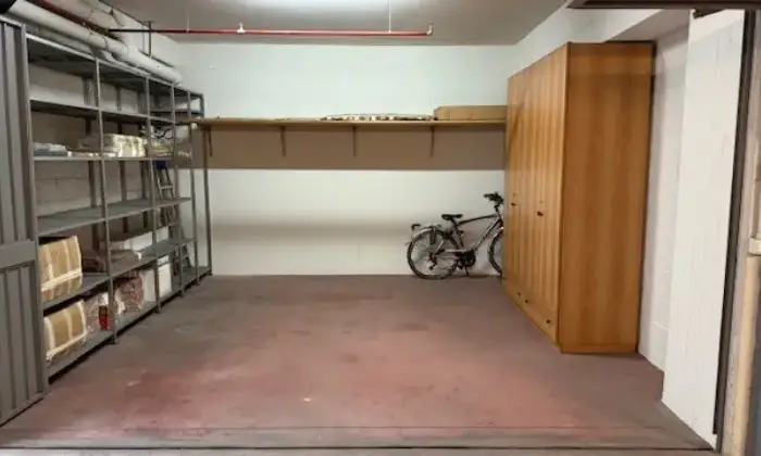Rexer-Sondrio-Box-auto-in-centro-a-Sondrio-Altro