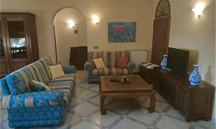 Rexer-Acquaviva-Vendesi-Porzione-di-Villa-dEpoca-a-Montepulciano-SI-Altro