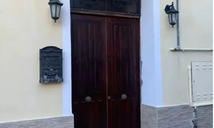 Rexer-Gissi-Vendesi-casa-indipendete-a-Gissi-Altro