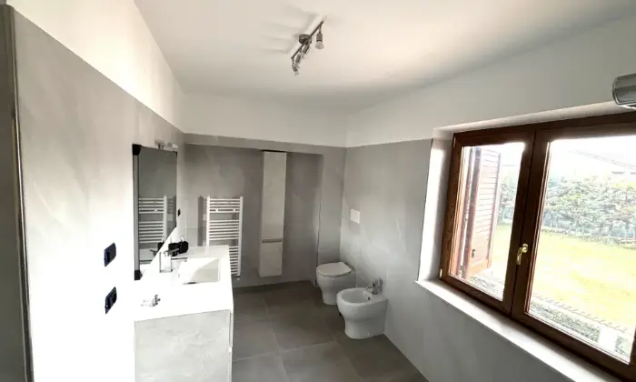 Rexer-Avezzano-Affittasi-appartamento-di-pregio-zona-centrale-Bagno