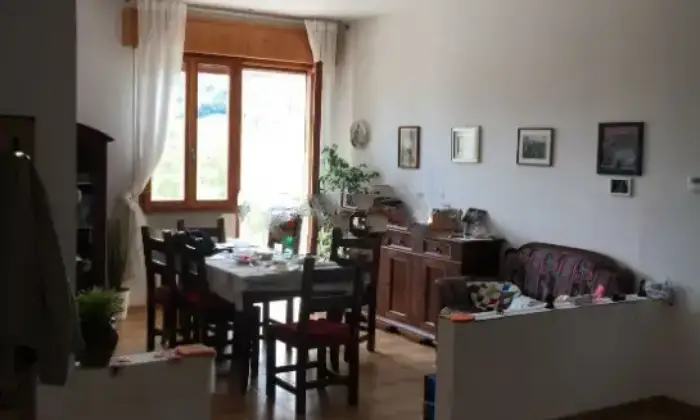 Rexer-Talamello-Vendesi-Stabile-di-tre-piani-Localit-Ca-Susa-Talamello-Altro