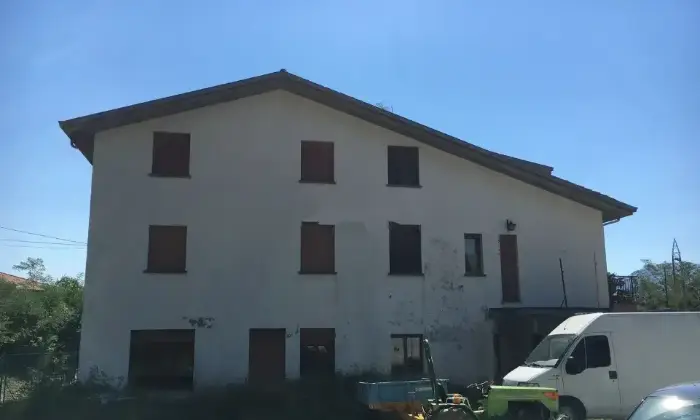 Rexer-Talamello-Vendesi-Stabile-di-tre-piani-Localit-Ca-Susa-Talamello-Altro