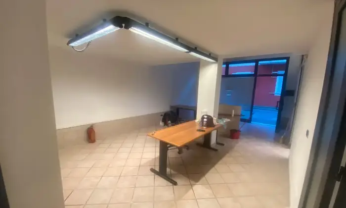 Rexer-Marina-di-Carrara-Vendesi-ufficio-a-Carrara-Altro
