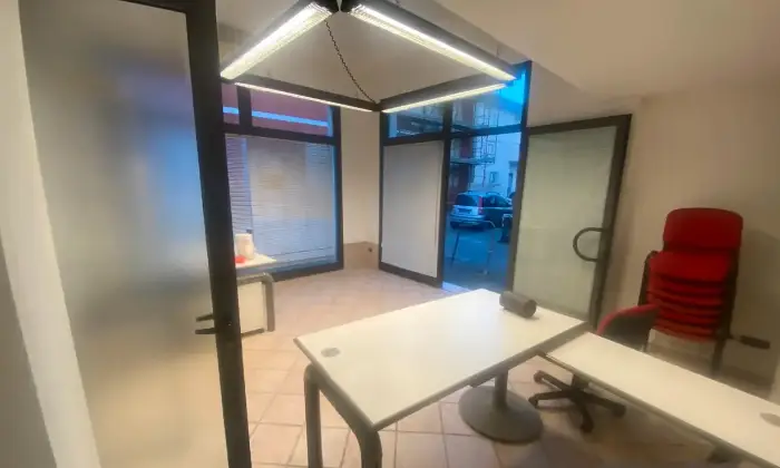 Rexer-Marina-di-Carrara-Vendesi-ufficio-a-Carrara-Altro