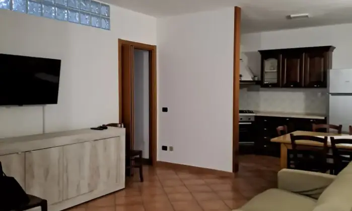 Rexer-Campiglia-Marittima-Appartamento-in-vendita-libero-al-rogito-Salone