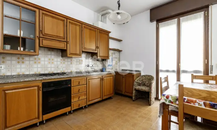 Rexer-CORNATE-DADDA-Trilocale-con-cucina-abitabile-e-box-Altro